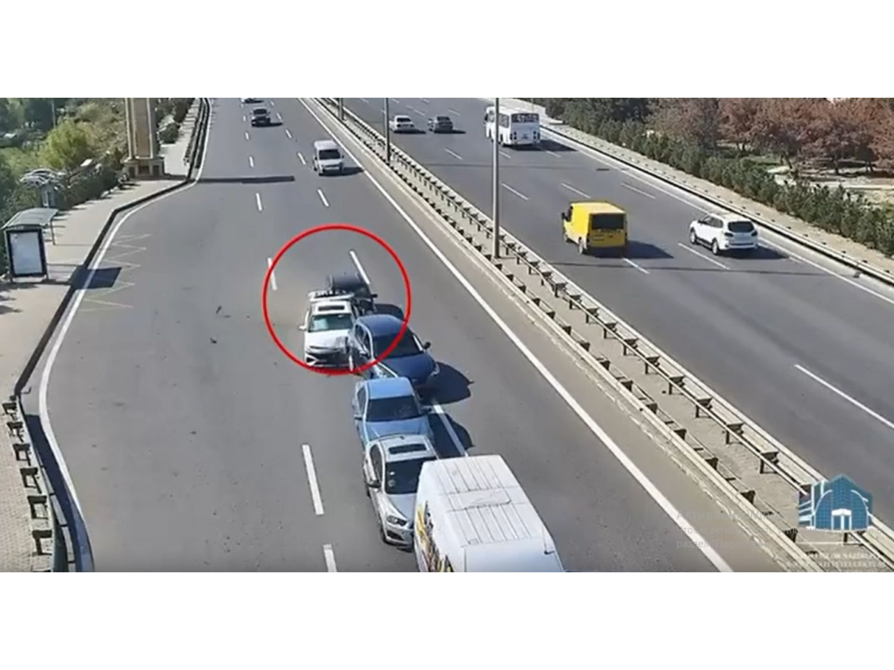 Bakıda ani diqqətsizliyin səbəb olduğu qəzaların ANBAAN GÖRÜNTÜLƏRİ