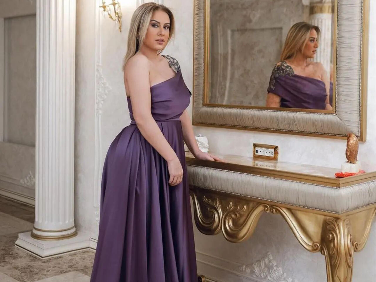 Roza 130.000 tamaşa&ccedil;ı &uuml;&ccedil;&uuml;n konsert verdi 