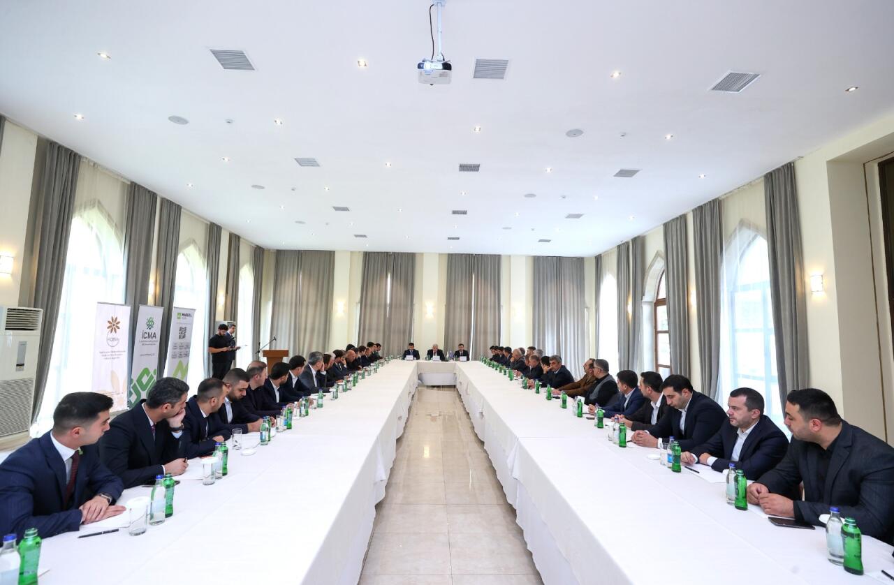 &ldquo;Regional tərəfdaşların inkişafı&rdquo; layihəsi &ccedil;ər&ccedil;ivəsində Şəkidə sahibkarlarla g&ouml;r&uuml;ş ke&ccedil;irilib  FOTO