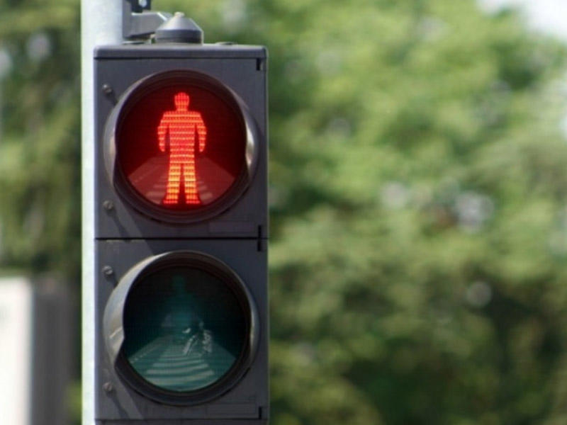 "Şamaxinka"da ilk dəfə svetoforlar istifadəyə verildi