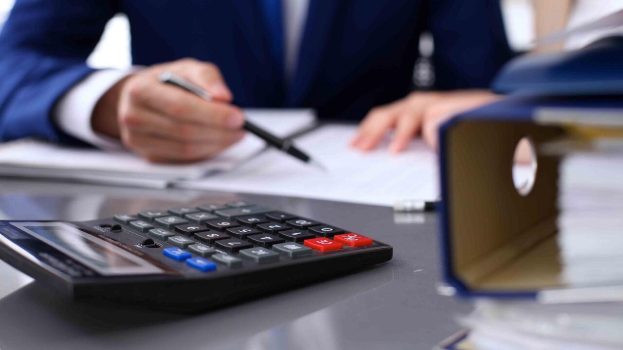 Vergi orqanlarında işləmək istəyənlər imtahan verdilər