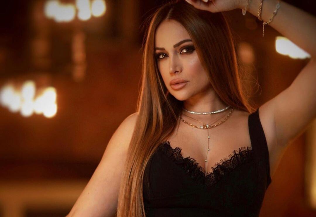 "Nigar qeyrisəmimidir"  El&ccedil;indən sərt s&ouml;zlər