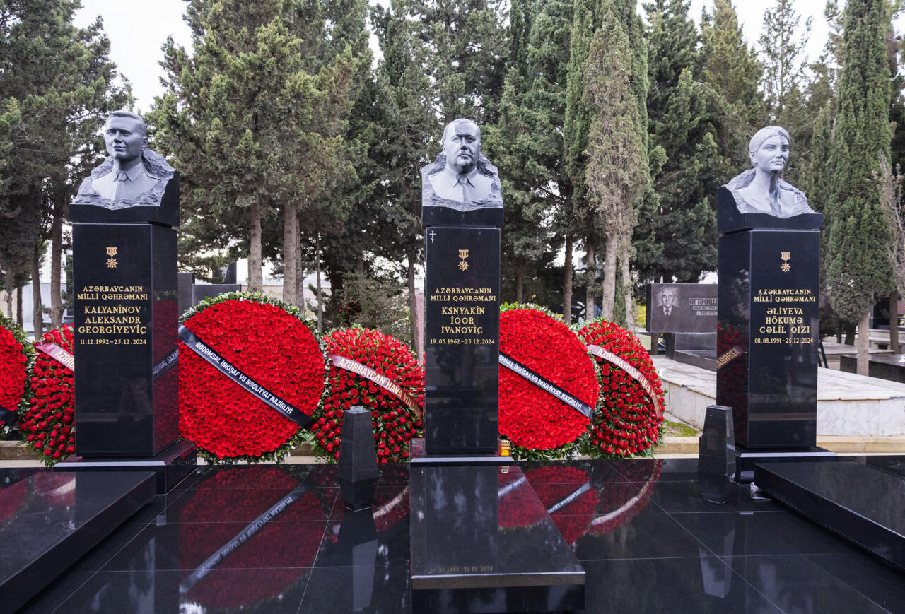 J28243 reysinin faciəsinin ild&ouml;n&uuml;m&uuml;ndə həlak olanların xatirəsi anılıb 