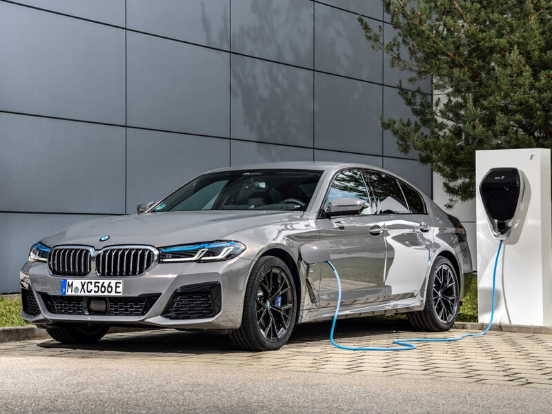 Hibrid və elektrikli maşınlara g&uuml;zəşt barədə rəsmi a&ccedil;ıqlama