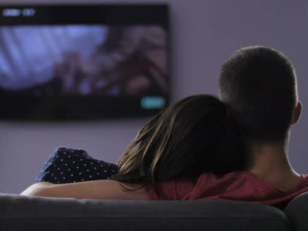 Bakıda sevgilisi ilə hotelə gedən kişi yeməyə g&ouml;rə həbs olundu