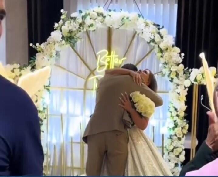 Nişan g&uuml;n&uuml;ndə bəy g&ouml;z yaşı t&ouml;kd&uuml;: Gəlin sakitləşdirə BİLMƏDİ 