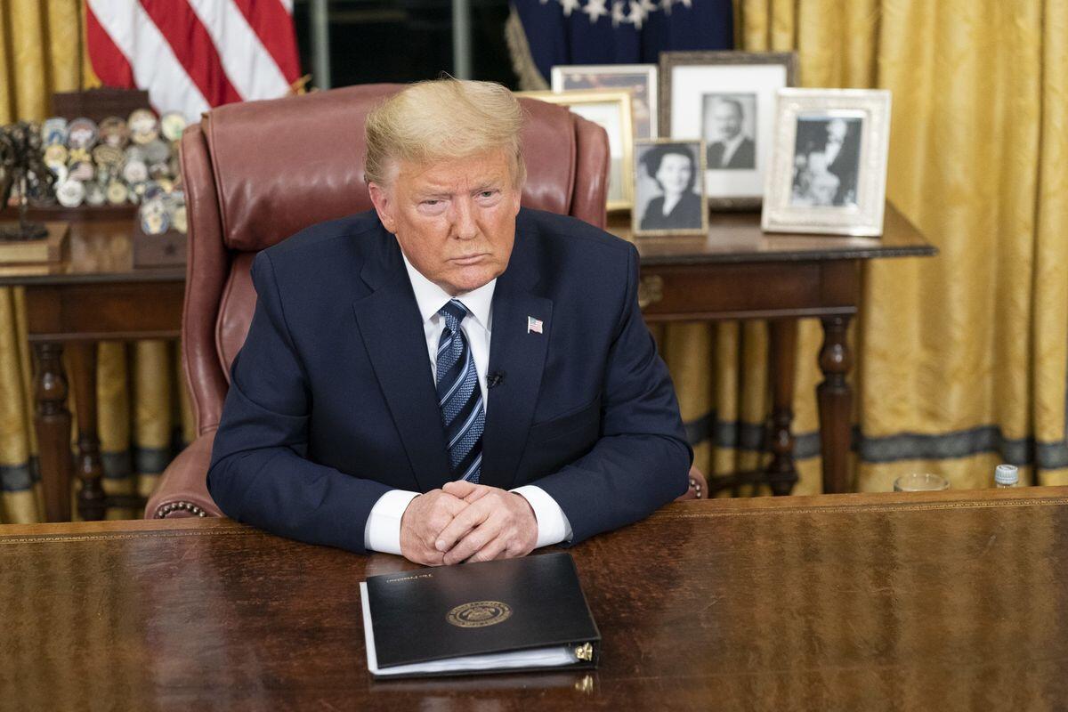 Tramp yeni təklif irəli s&uuml;rd&uuml;