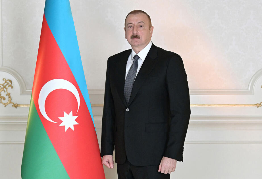Prezident İlham Əliyevin sosial şəbəkə hesablarında Türkmənistana səfərindən görüntülər paylaşılıb  VİDEO