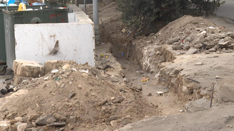 Bakıxanov qəsəbəsində uşaq meydan&ccedil;asının yerində bina tikiləcək?  VİDEO