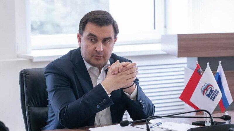 Reutov şəhərinin meri avtomobil qəzasında &ouml;ld&uuml;