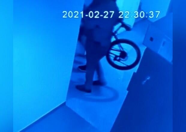 Evlərdən qaz sayğacları, skuter və velosiped oğurlayanlar saxlanıldı