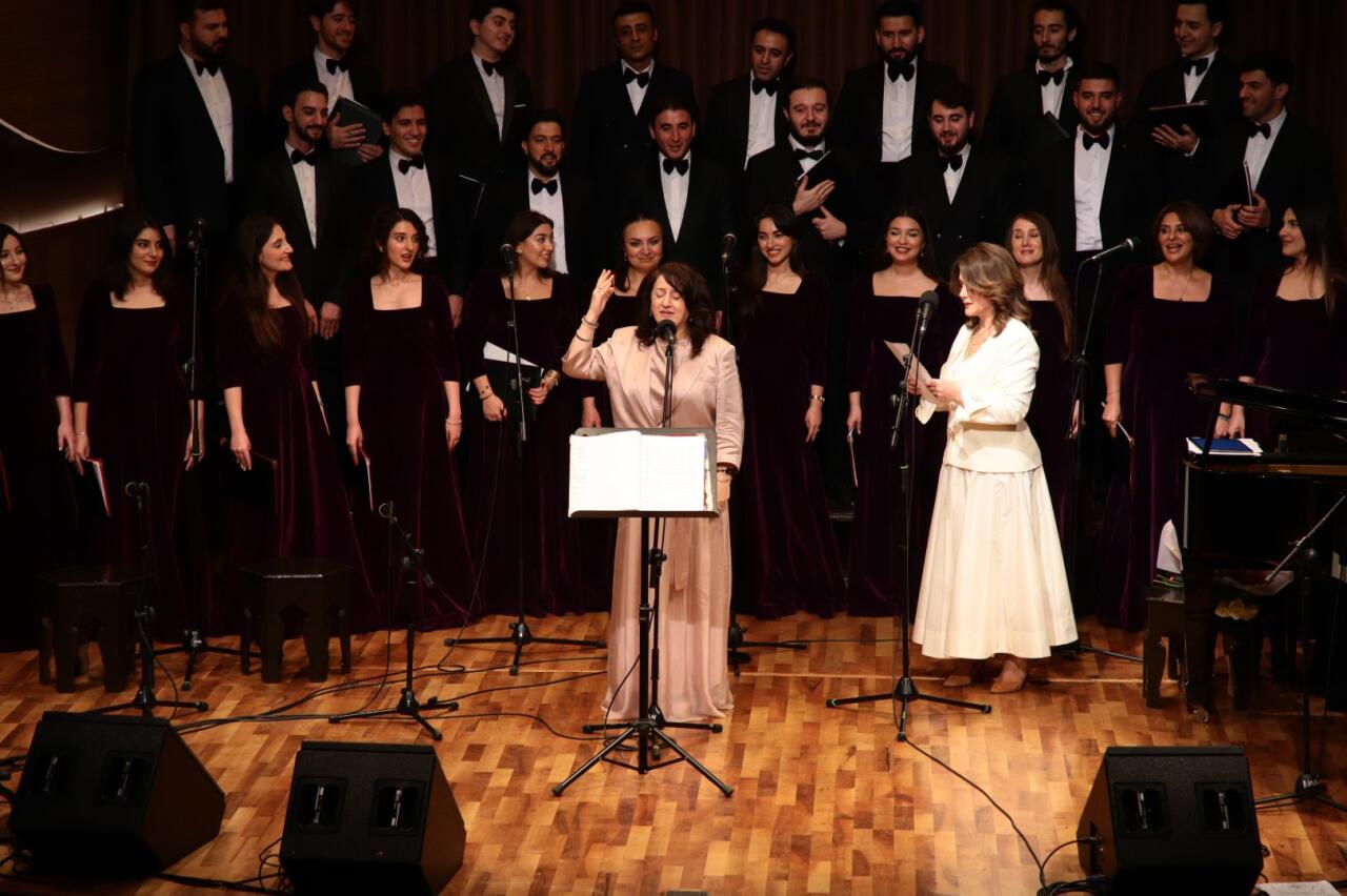 Bəxtiyar Vahabzadənin 100 illiyinə həsr olunan "Səninlə d&uuml;nyada bəxtiyaram mən" adlı ədəbimusiqili proqram təqdim edilib  FOTO