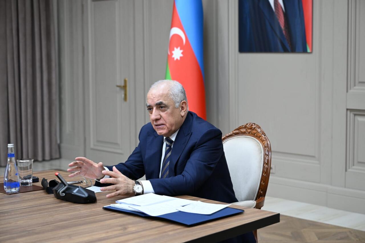 Əli Əsədov qərar imzaladı