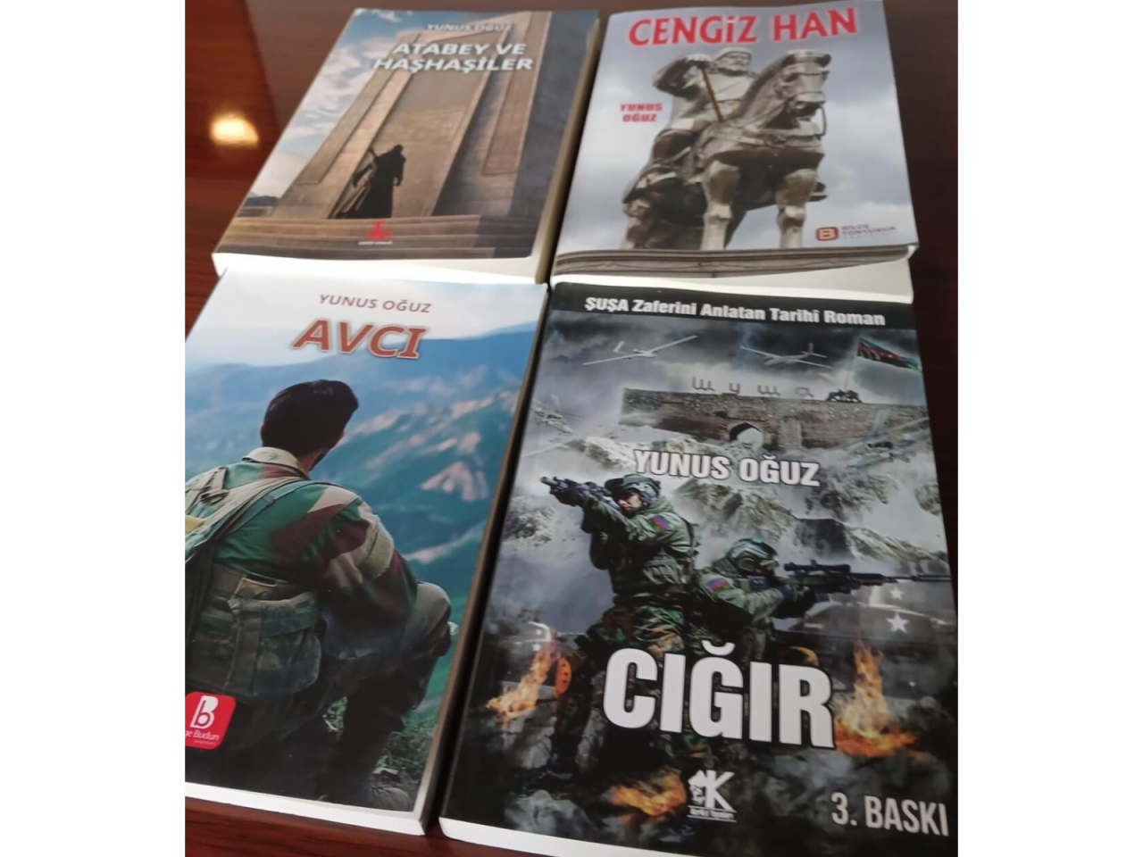 Azərbaycan ədəbiyyatında yeni dalğa: Yunus Oğuzun d&ouml;rd kitabı T&uuml;rkiyə t&uuml;rkcəsində nəşr olundu 