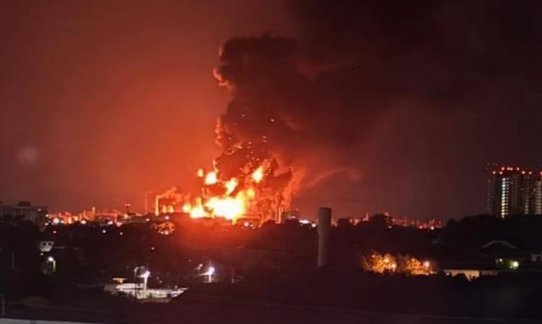 Rusiyanın ən b&ouml;y&uuml;k neft emalı zavodlarından biri vuruldu