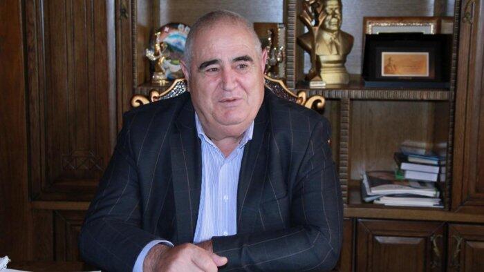 Şərurlu İsfəndiyar icra məmurumun qərarı ilə razılaşmır  “Bu pulu vermək bizi yandırır”