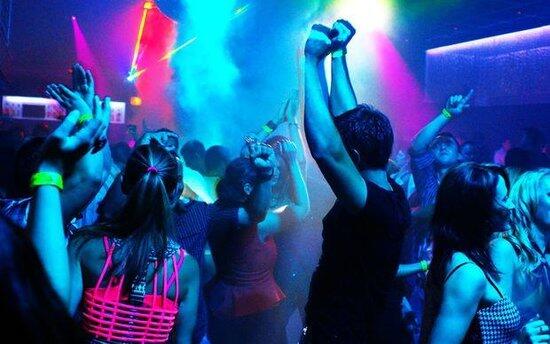 Bakıda pubda əxlaqsız video &ccedil;əkən şəxs həbs edildi