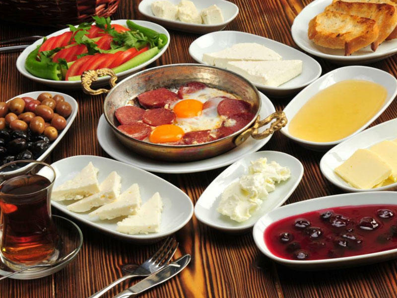 Səhər yeməyi: azərbaycanlılar doğru edirmiş
