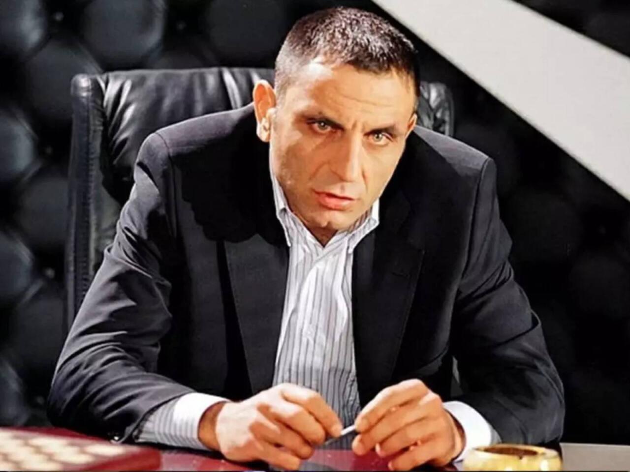 "Memati"nin dəyişimi diqqət &ccedil;əkdi  FOTO