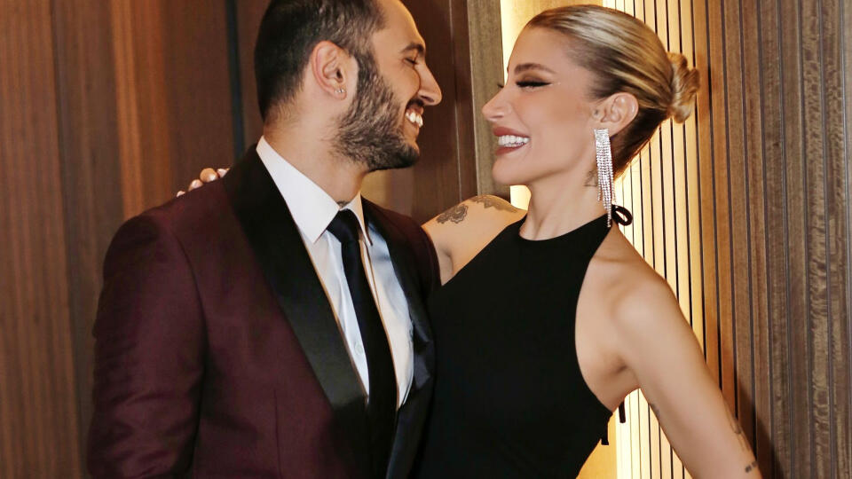 İrəm Derici nişanlısı ilə barışdı