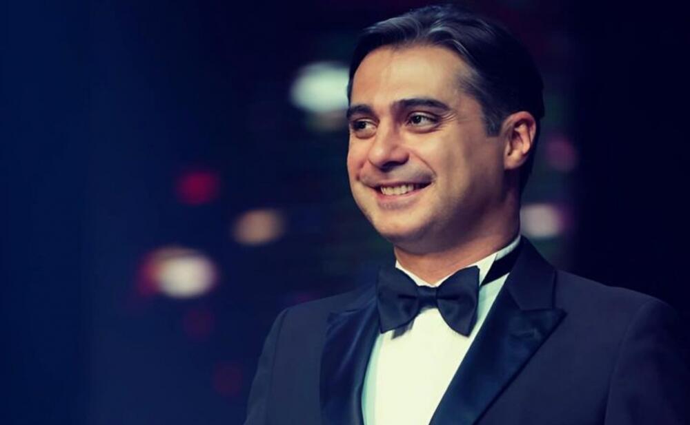 "Atam dedi ki, məni s&ouml;yd&uuml;rmək &uuml;&ccedil;&uuml;n başqa yol tapmadın?"