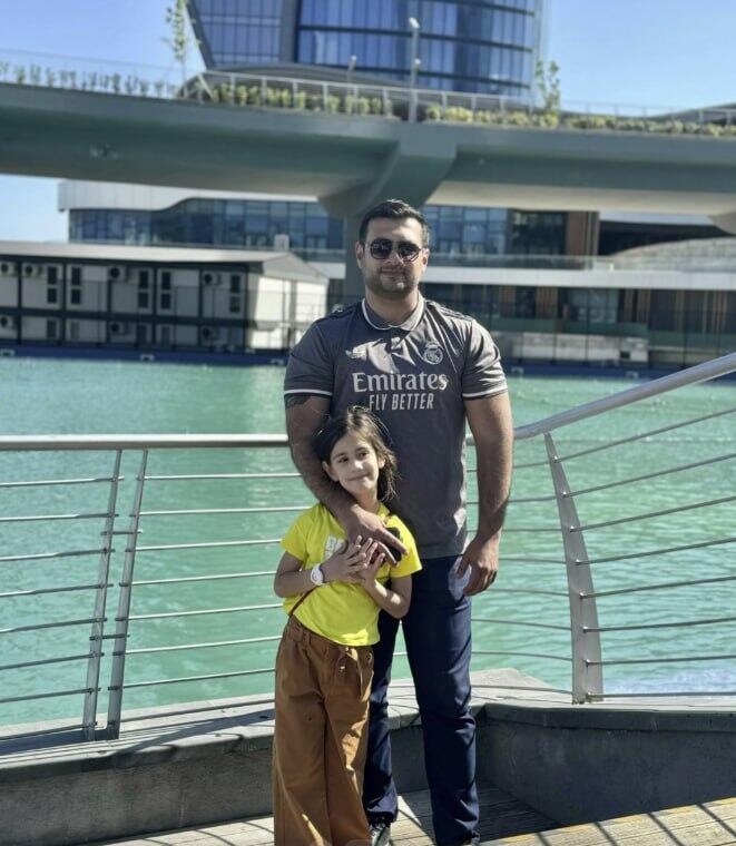 Yanğında &ouml;lən Arzunun atasından təsirli paylaşım 