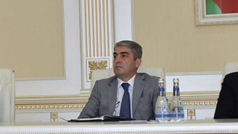 İcra baş&ccedil;ısı m&uuml;avinlərini işdən &ccedil;ıxardı