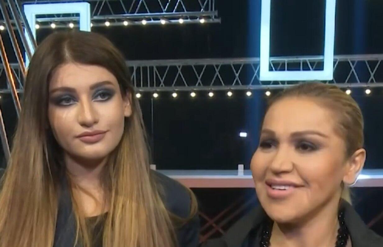 Rəqsanənin qızı Yağmur efirdə g&ouml;z yaşı t&ouml;kd&uuml; 