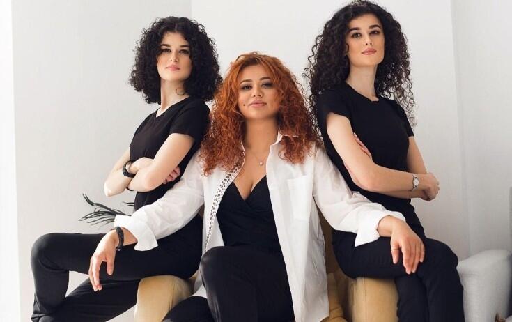 Vəfa Zeynalova qızlarından danışdı