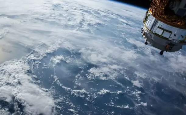 Kiyev yeni qoşun n&ouml;v&uuml; qurur  Kosmik Q&uuml;vvələr fəaliyyətə başlayacaq