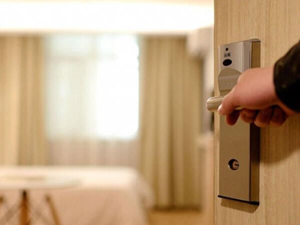 &ldquo;Tarqovı&rdquo;dakı hoteldə meyit