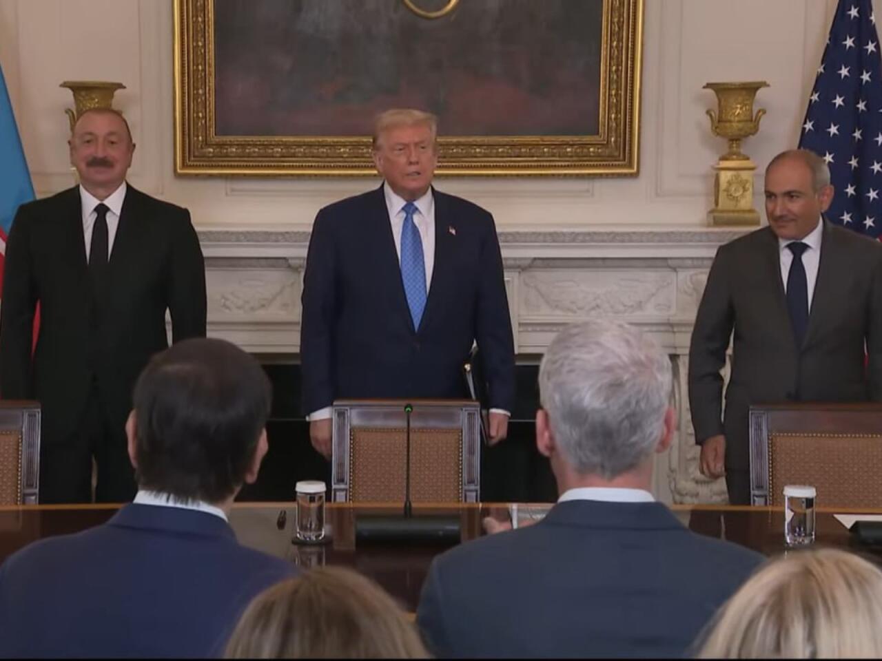 ABŞ Prezidenti Donald Tramp Ağ Evdə mətbuata bəyanatla çıxış edib