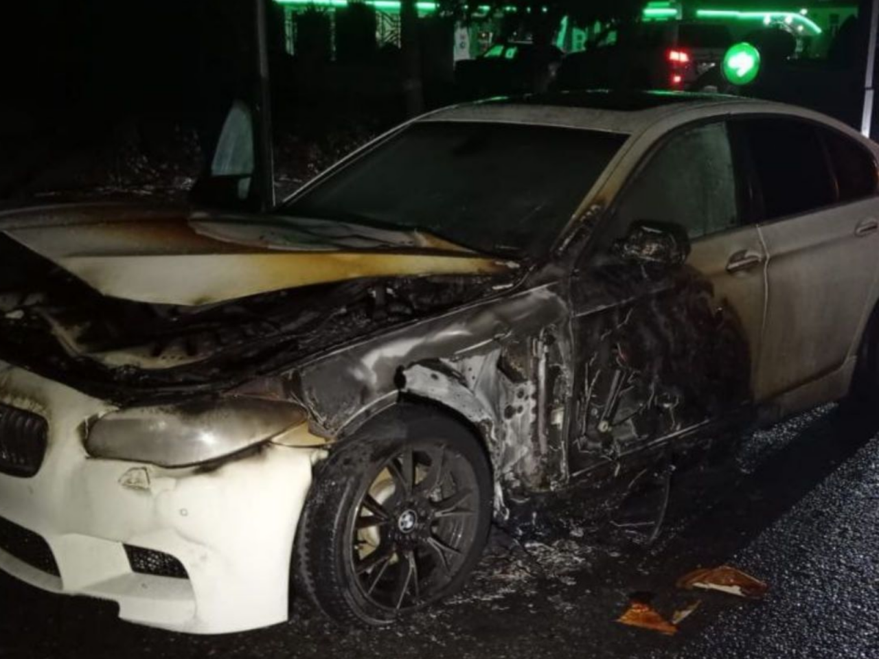 G&ouml;yg&ouml;ldə "BMW" alışıb yandı 