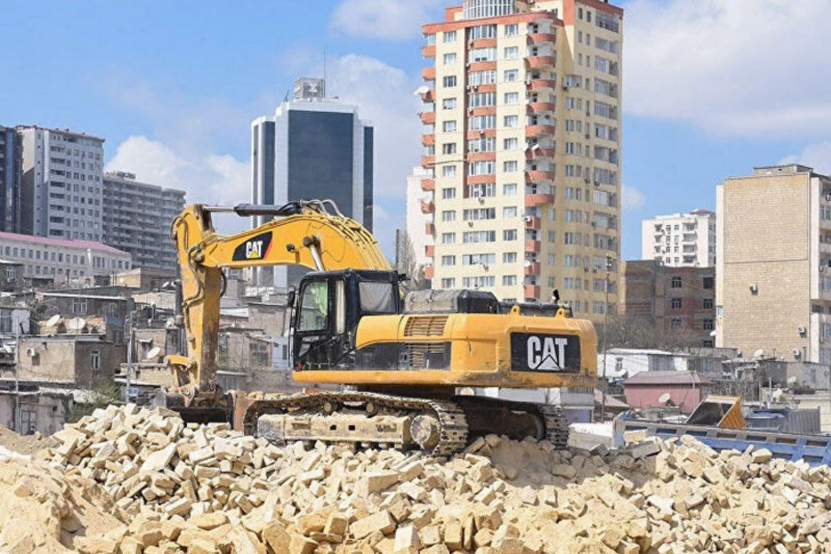 “Sovetski”dəki tarixi bina sökülür?  RƏSMİ AÇIQLAMA