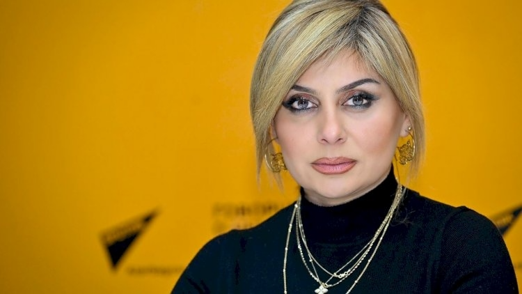 "D&uuml;ş&uuml;n&uuml;rs&uuml;n&uuml;z ki, omba yekəldib, dodaq şişirdəndə kişi bəyənəcək?"