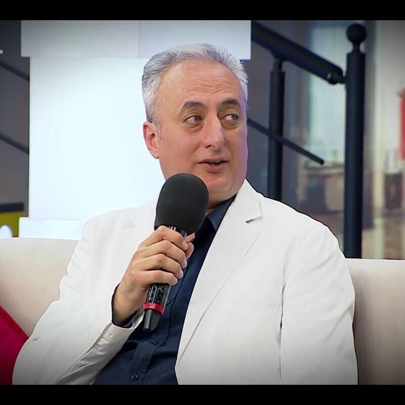 "Nə etmişəm ki, Rəqsanə deyir g&ouml;z&uuml; &ccedil;ıxsın, Allah onu &ouml;ld&uuml;rs&uuml;n"