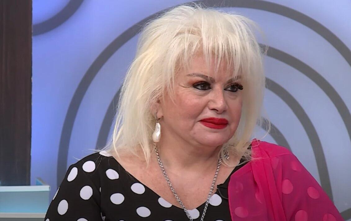 Əməkdar artistdən sərt tənqid: "Soyunmaqla məşhurlaşmaq moda olub"