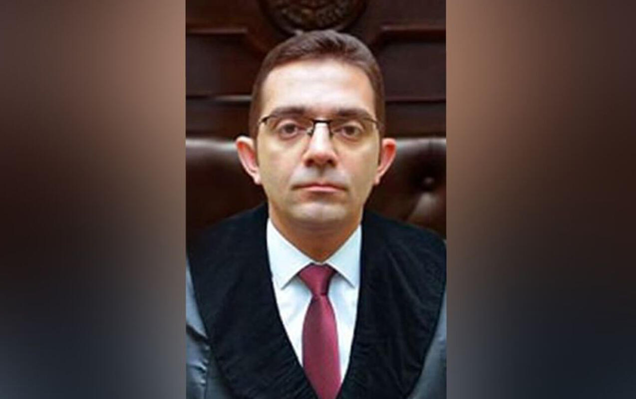 Ki&ccedil;ik qardaşın yerinə b&ouml;y&uuml;y&uuml;n&uuml;n həbs edilməsi iddiasına  Məhkəmədən cavab