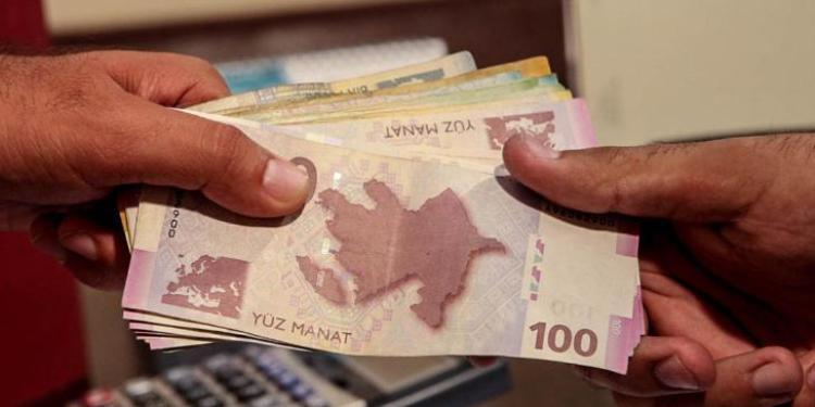 Onlara əlavə maaş &ouml;dənilməlidir