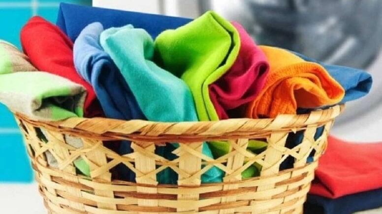 Geyindiyiniz paltarların rəngi şəxsiyyətinizi &uuml;zə &ccedil;ıxarır