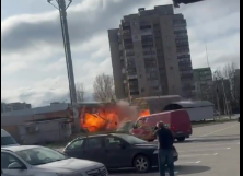 Rusiyaya məxsus kamikadze yaşayış binasına düşdü