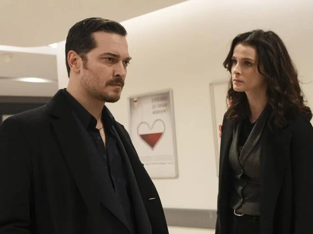 Reytinqli serialdakı qadının əxlaqsız təklif səhnəsi m&uuml;zakirə yaratdı  FOTO