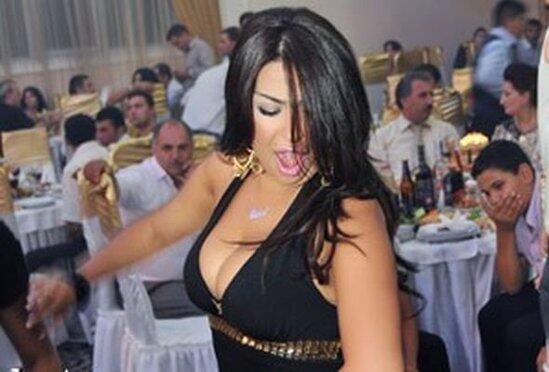 "Gecə 3də oxumağa gedərəm, hamısı "ev qızı, gəlini" olub"