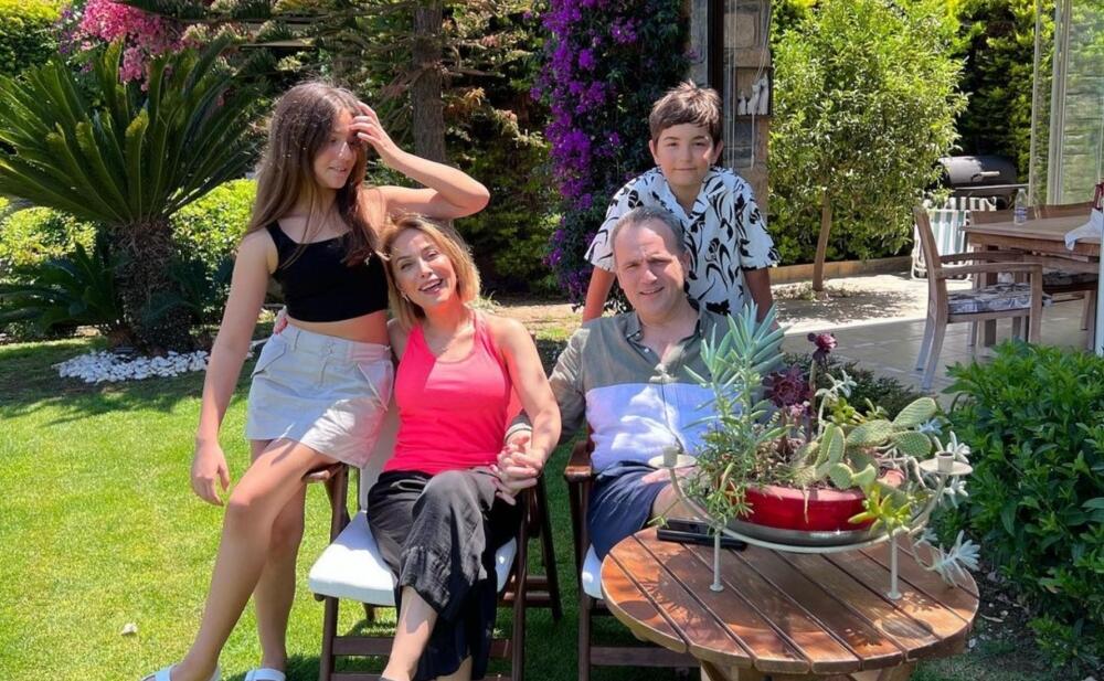 İradə İbrahimova boşanıb?