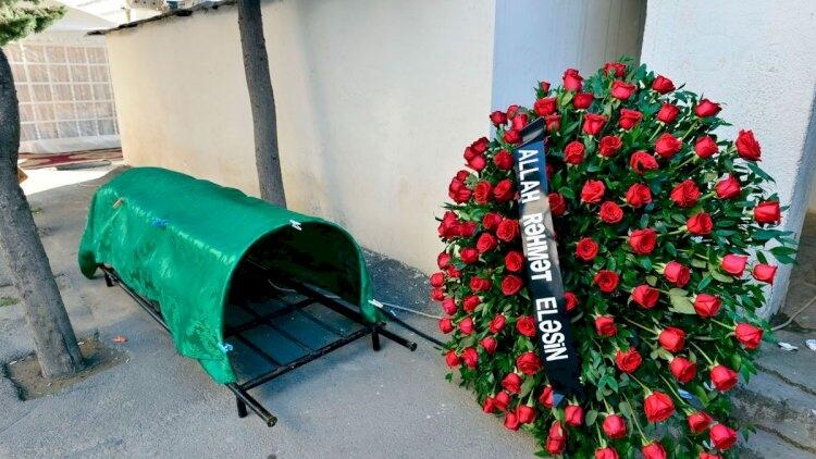 Tanınmış şair vəfat etdi 