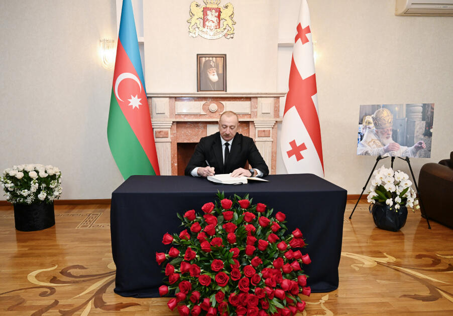 Prezident İlham Əliyev G&uuml;rc&uuml;stanın Azərbaycandakı səfirliyində olub, başsağlığı verib  FOTO