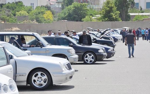 "TikTok"dakı maşın alverinin qaranlıq tərəfləri  Aldadıla bilərsiz  A&Ccedil;IQLAMA