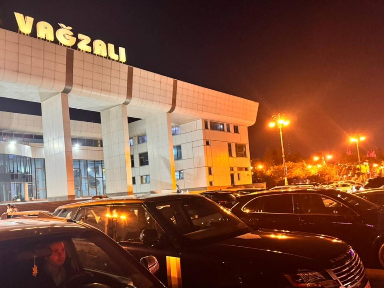 Burada maşın saxlamaq 80 manata başa gəlir