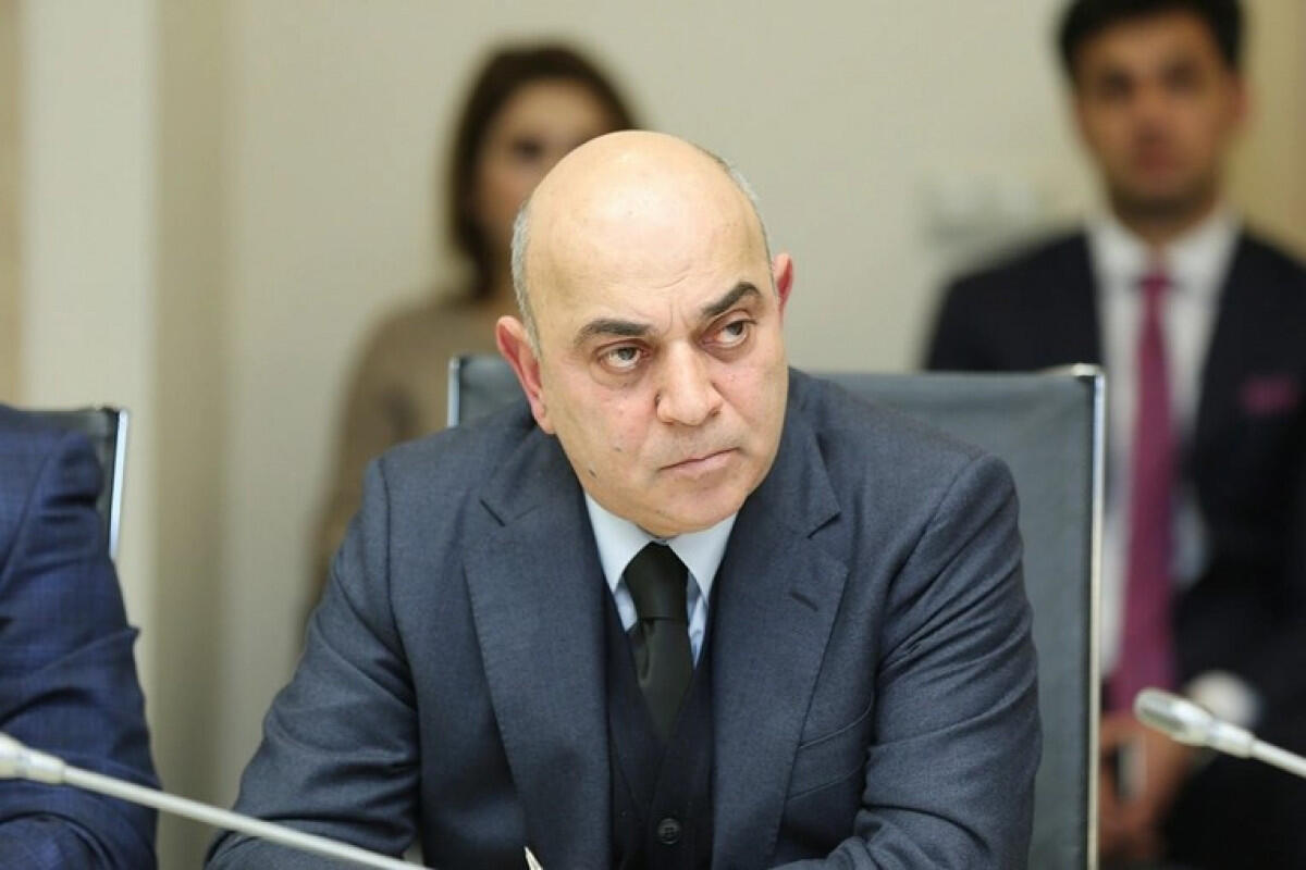 ADYnin sədr m&uuml;avini vəzifəsindən azad edildi