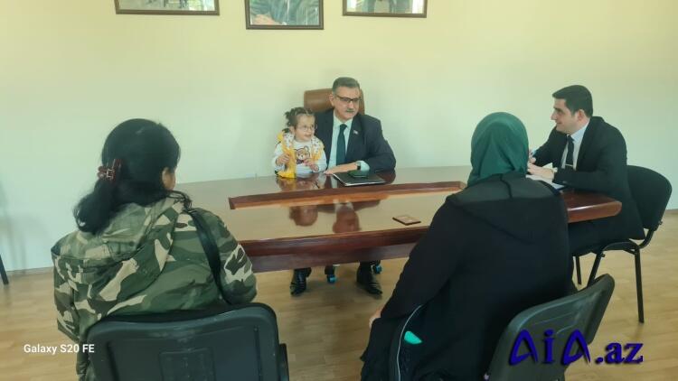 Milli Məclisin deputatı Novruzəli Aslanov İsmayıllı şəhərində seçiciləri ilə görüşüb